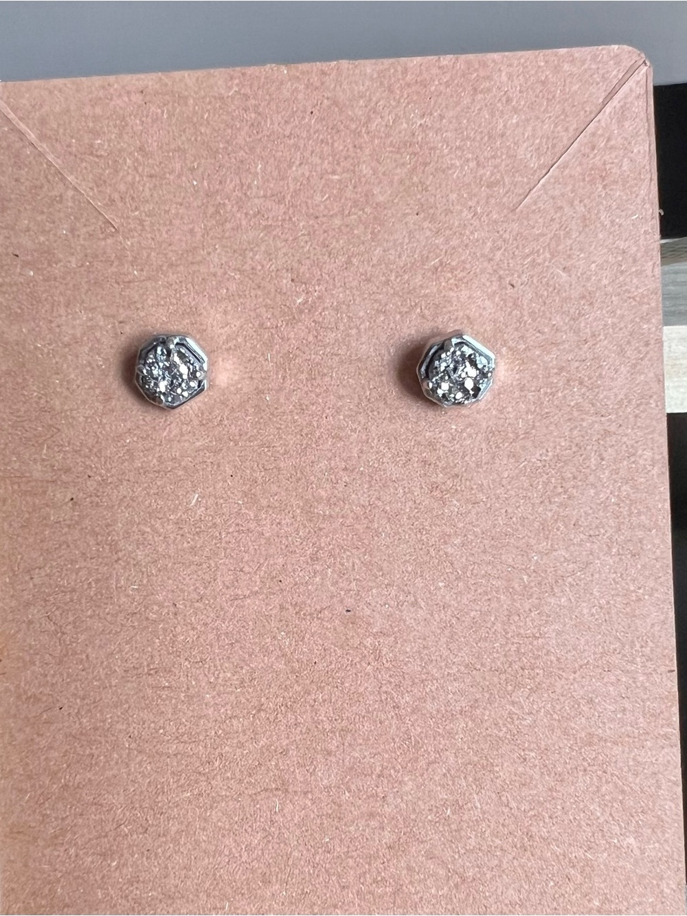 Kendra Scott Nola Stud Earrings Platinum Druzy - Picture 6 of 12